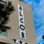 Alcor 4*